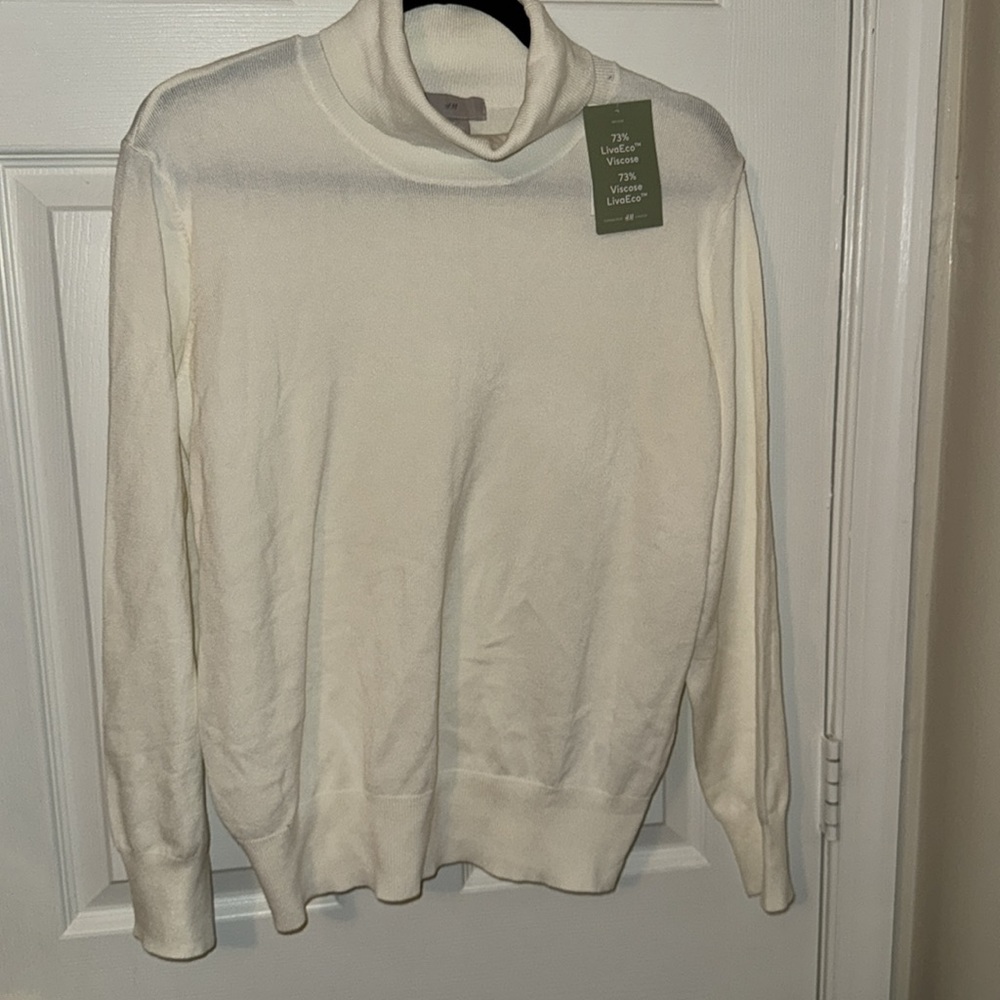 H&M Fine-knit Turtleneck Sweater Size L Color White - Picture 2 of 8